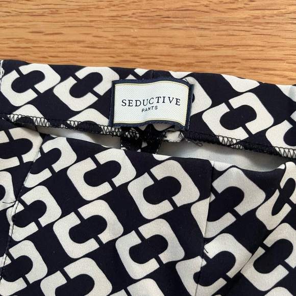 Seductive Pants- European Luxury Brand! - Picture 5 of 7